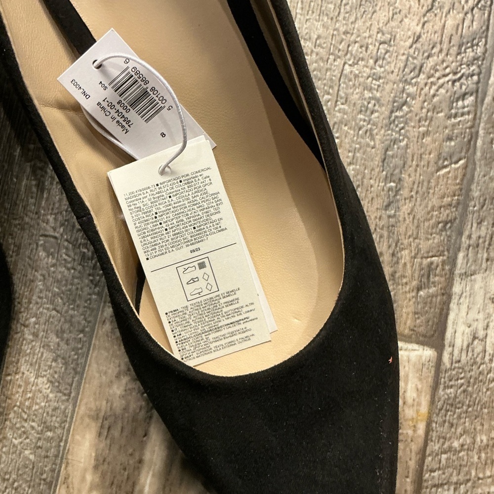 GAP Classic Faux Suede Black Pointed-Toe Women's Pump Size 8 - Picture 10 of 12
